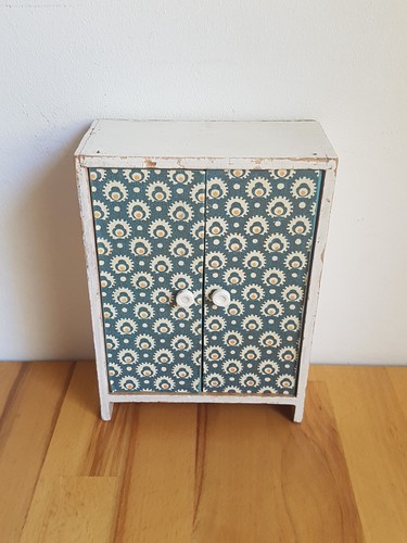 Schöner alter schrank - schöner,